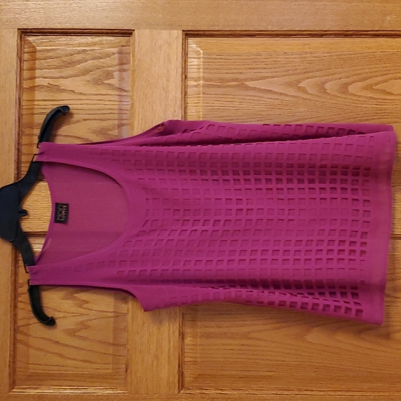Mod Lusive fun cutout tank top in a beautiful orchid fabric. Size small. - Picture 1 of 5
